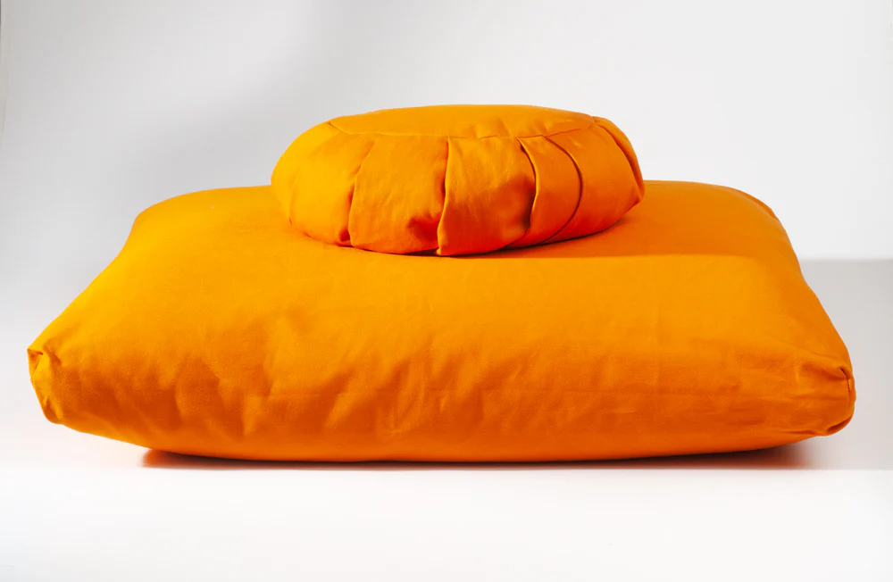 Bodhi Seat Small Buckwheat Zafu & Zabuton Set - Image 4